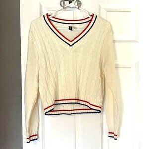 Divided by H&M Womens S V-Neck Pullover Preppy Varsity Cropped Knit Sweater